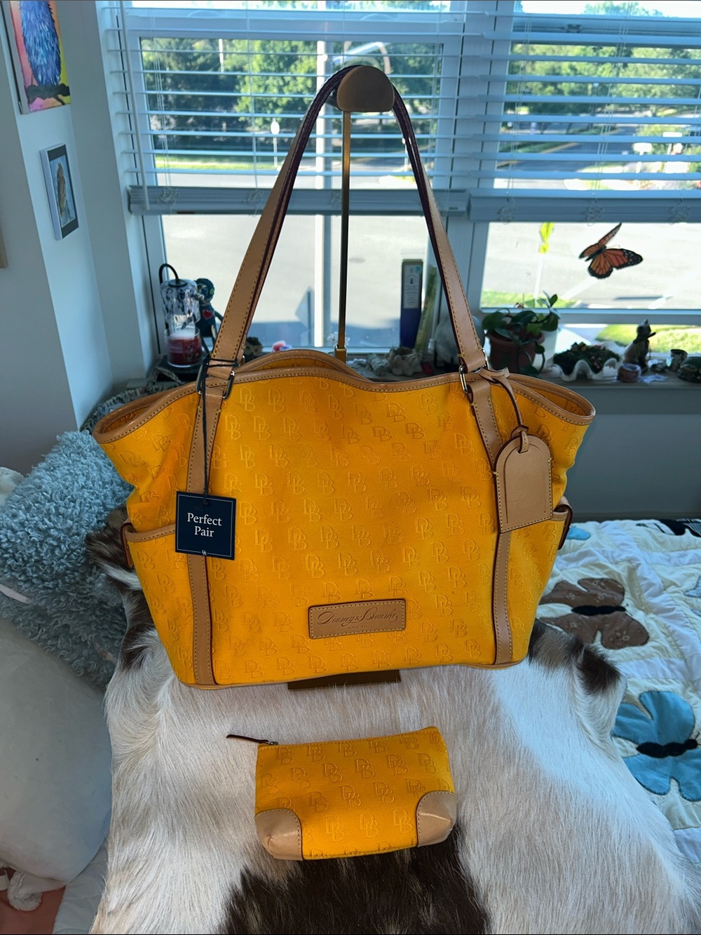 Dooney & Bourke Yellow Tote with Tan Trim and Matching Pouch 17”x 6.25”x 12” NWT - Picture 3 of 10